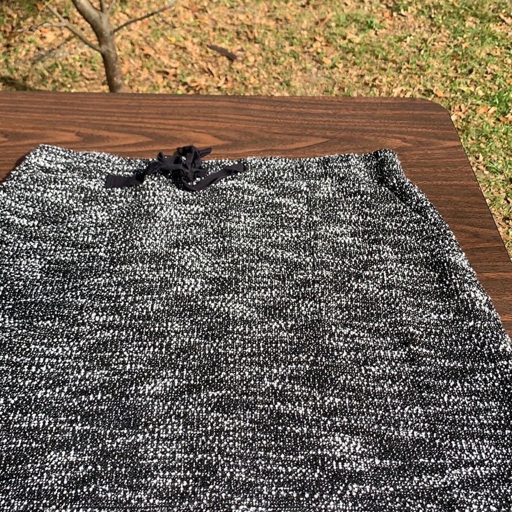 Loft mini skirt